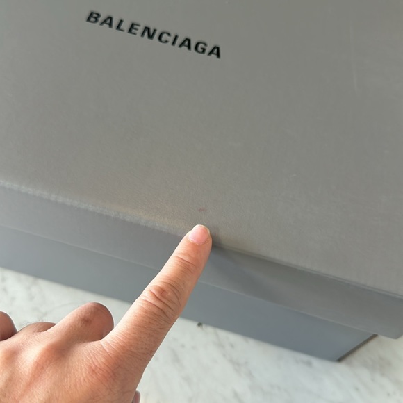 🌟✨Luxury Designer Bags and Boxes for Sale!✨🌟BALENCIAGA SHOE BOXXX FOR SALE 🩶 - Picture 14 of 16